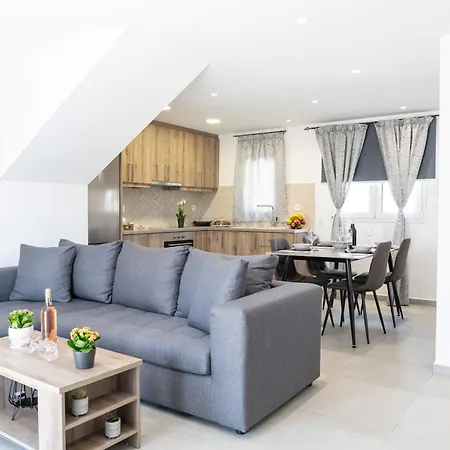 Hilltop Apartment *