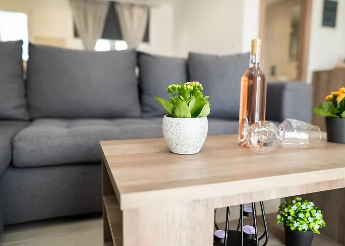 Hilltop Apartamento *